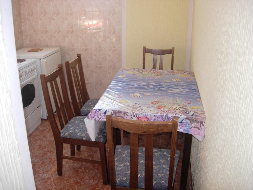 Rooms & Apartments Anka Bar Ruang foto