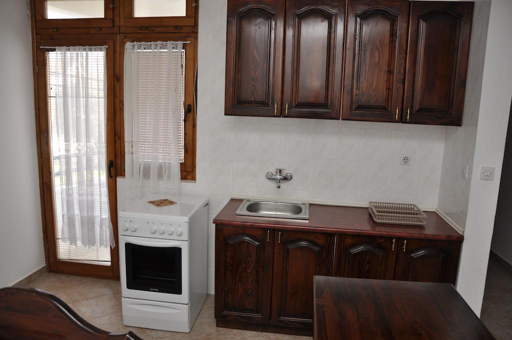 Rooms & Apartments Anka Bar Ruang foto