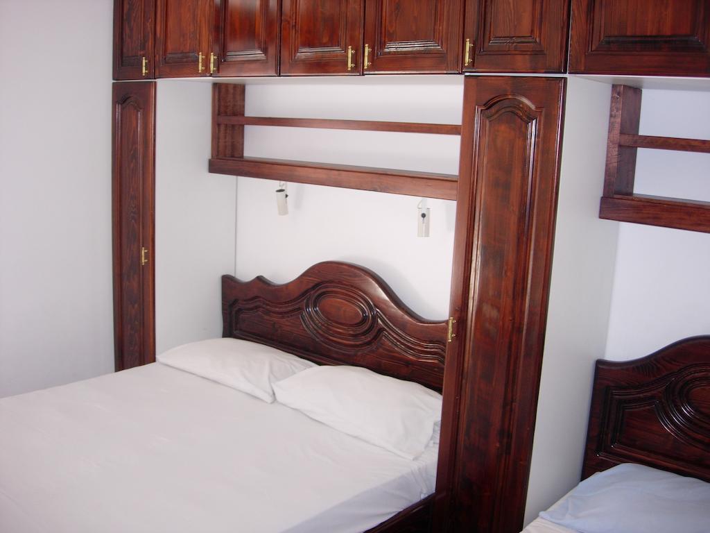 Rooms & Apartments Anka Bar Ruang foto